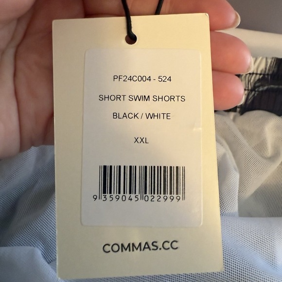 COMMAS Men's Off White BLACK Abstract Print Short Swim Shorts Size XXL 2XL NWT - Picture 9 of 12